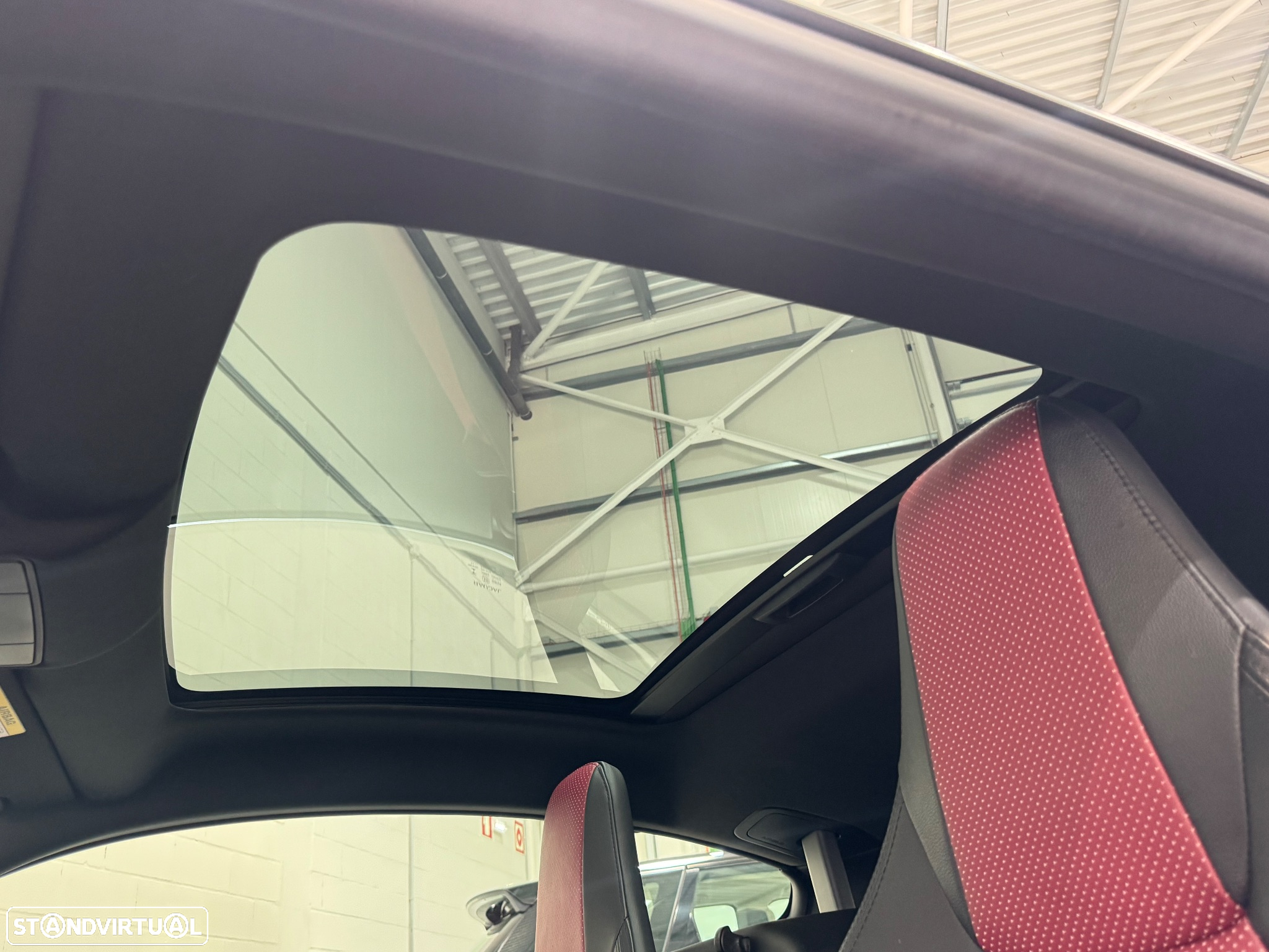 Jaguar F-Type 2.0 i4 R-Dynamic - 16