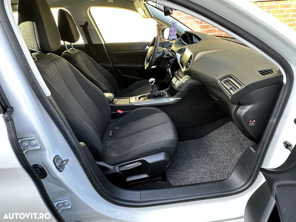 Peugeot 308 SW BlueHDi 130 Stop & Start Active Pack - 20