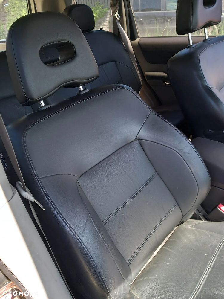 Nissan X-Trail 2.5 4x4 Elegance - 17