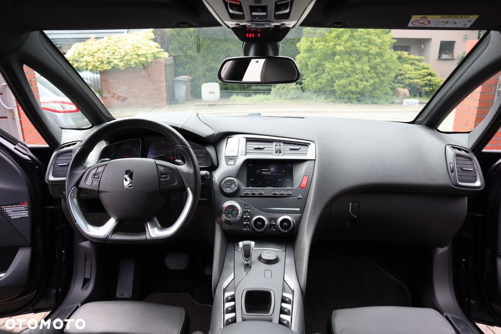 DS Automobiles DS 5 - 11