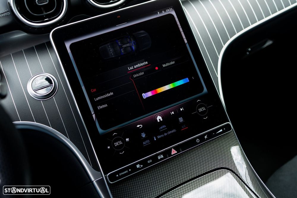 Mercedes-Benz C 300 e AMG Line - 29