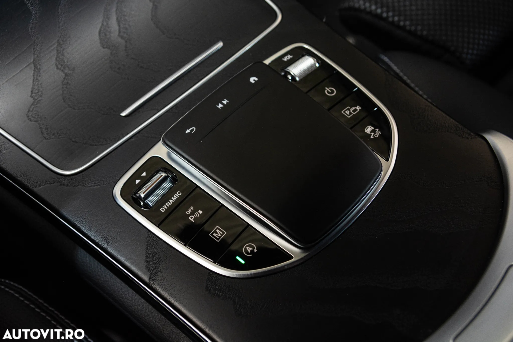 Mercedes-Benz GLC 300 d 4Matic 9G-TRONIC Exclusive - 16
