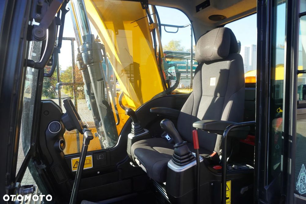 JCB JS 145LC / 4800 MTH - 24
