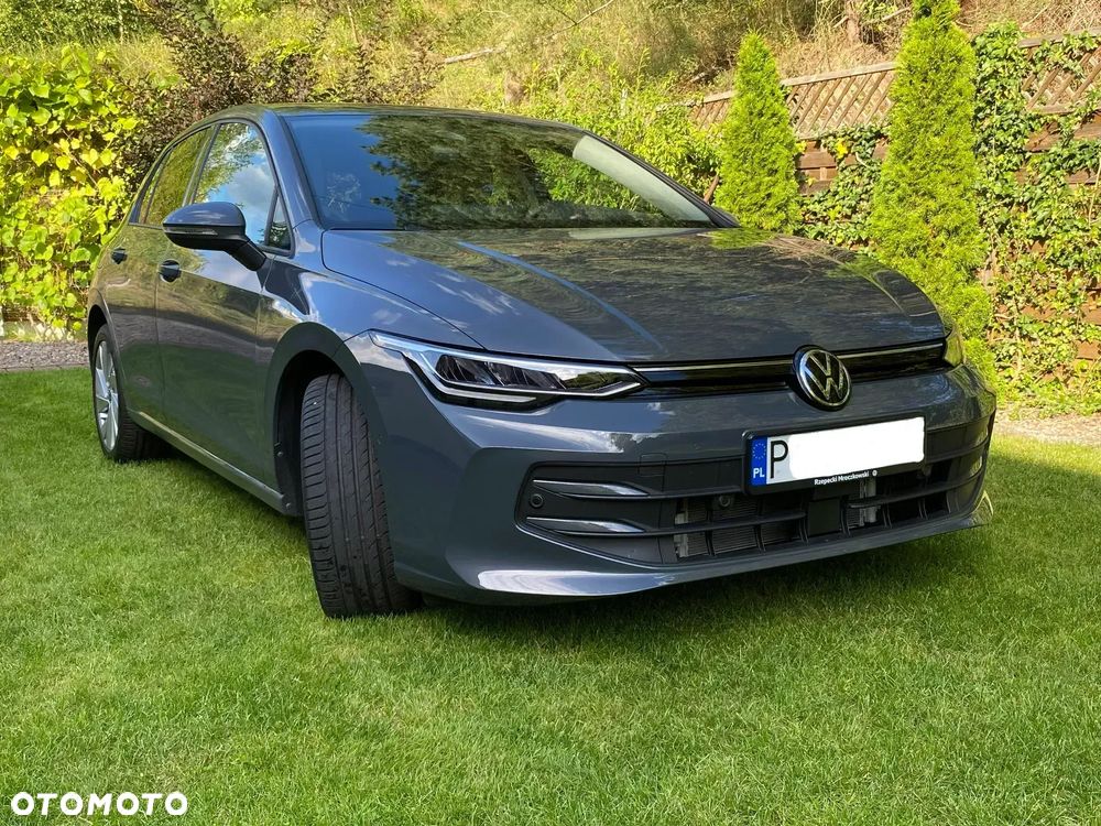 Volkswagen Golf 1.5 TSI Life Plus - 1