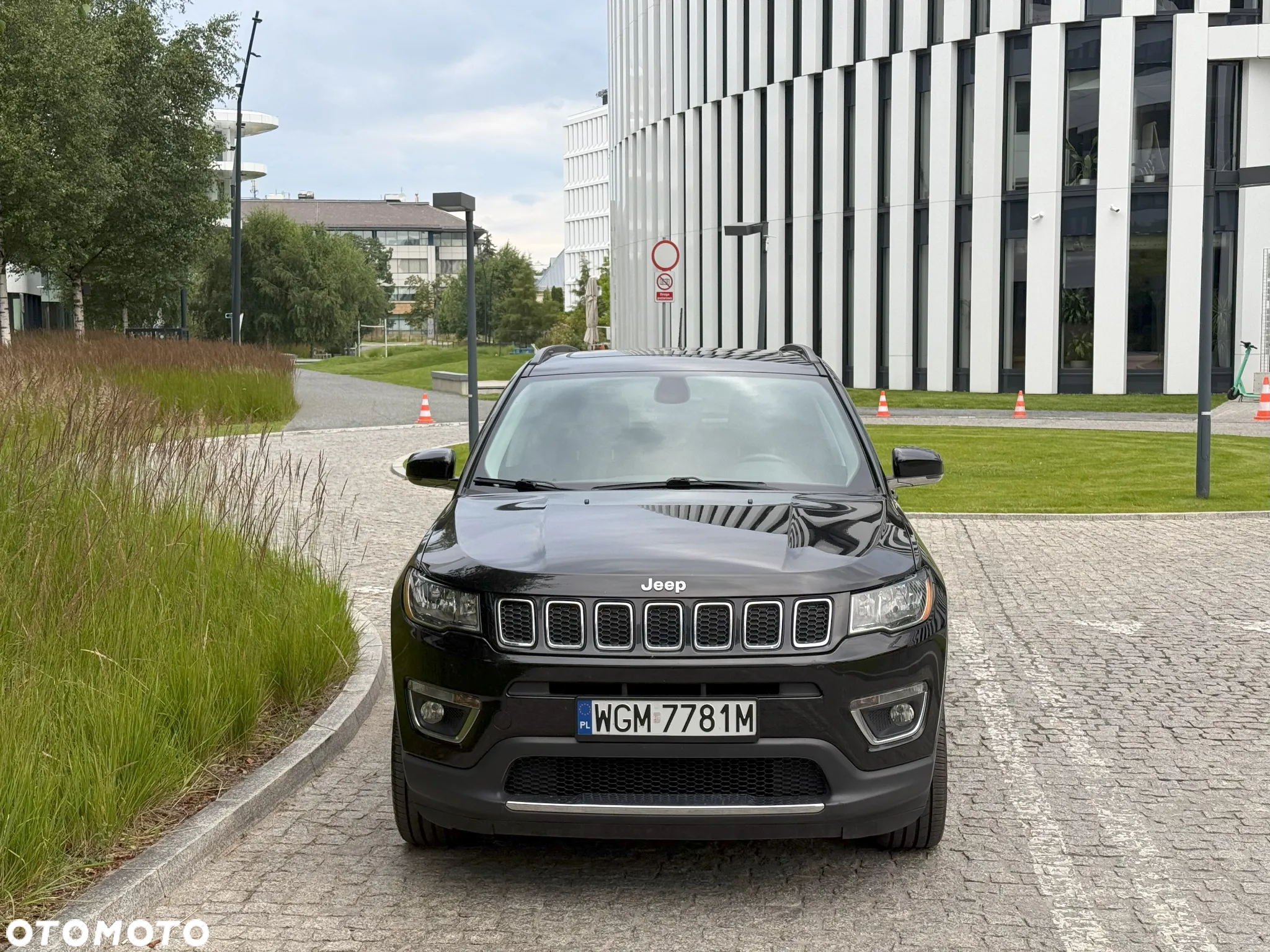 Jeep Compass - 4