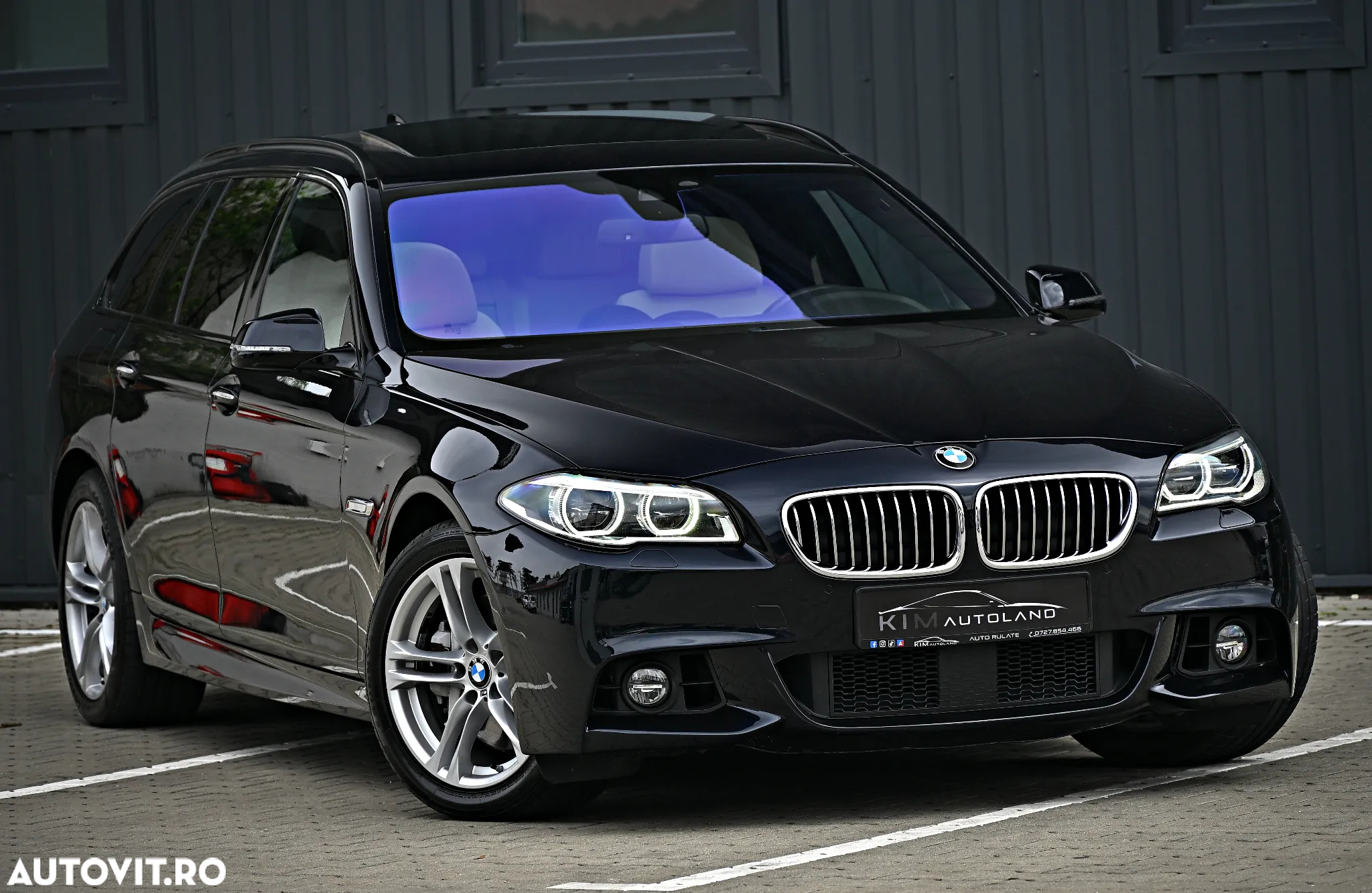 BMW Seria 5 525d xDrive Touring Sport-Aut. - 2