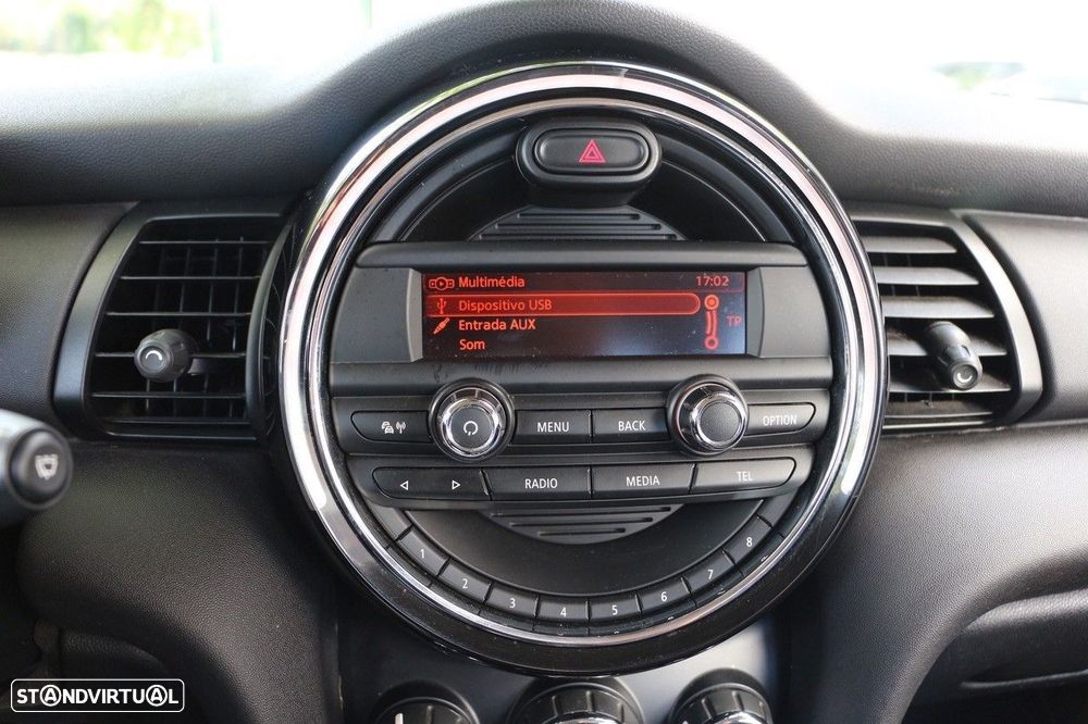 MINI 3 Portas One - 26