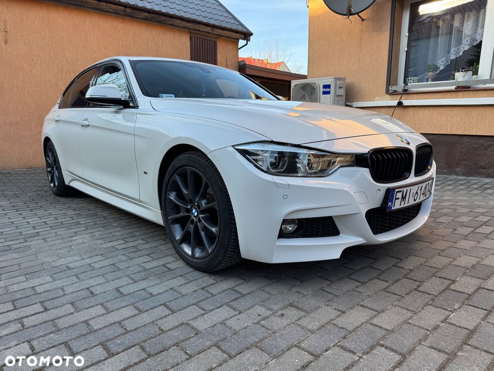 BMW Seria 3 330e iPerformance M Sport - 1