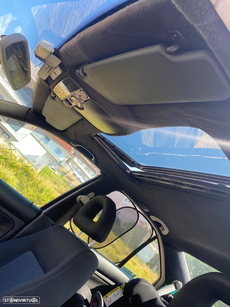 Volkswagen Bora 1.9 TDi Highline — fotografia 10