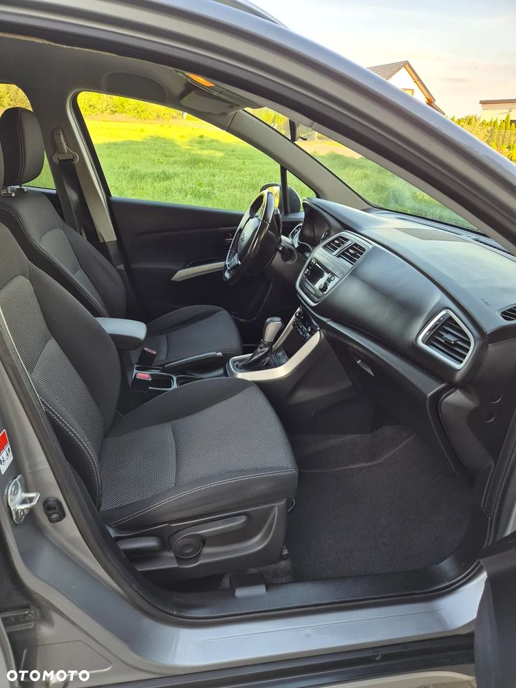 Suzuki SX4 S-Cross - 25