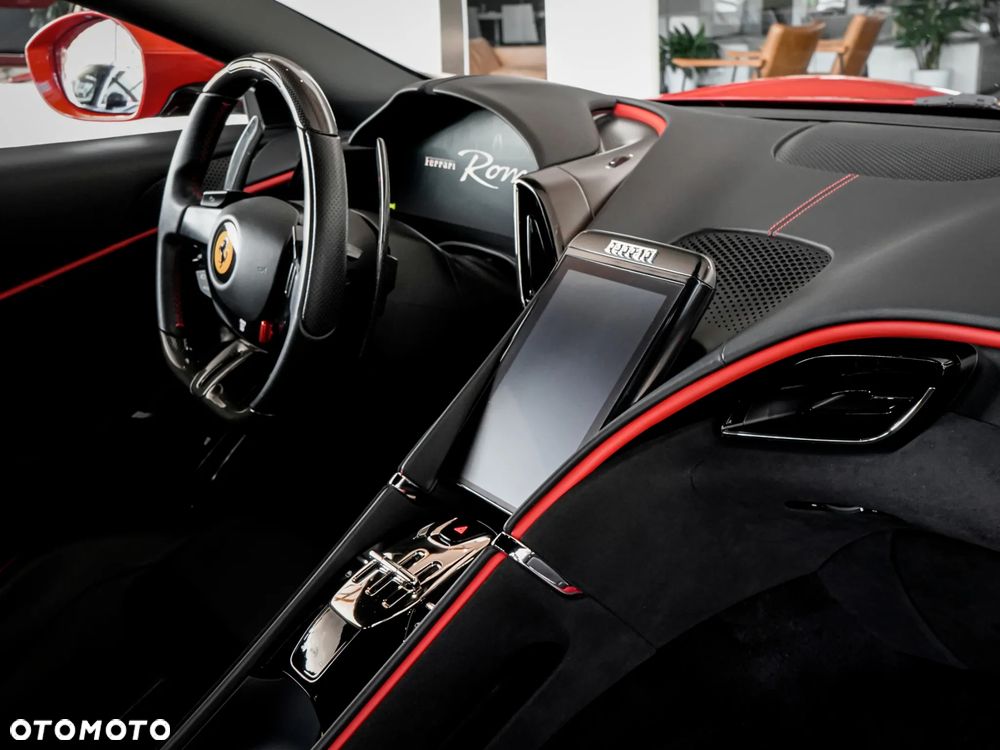 Ferrari Roma - 13
