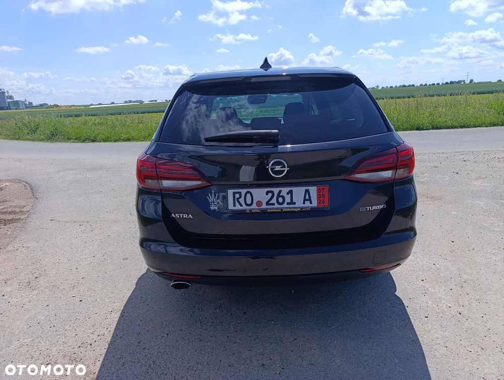Opel Astra 1.6 BiTurbo D (CDTI) Start/Stop Innovation - 11