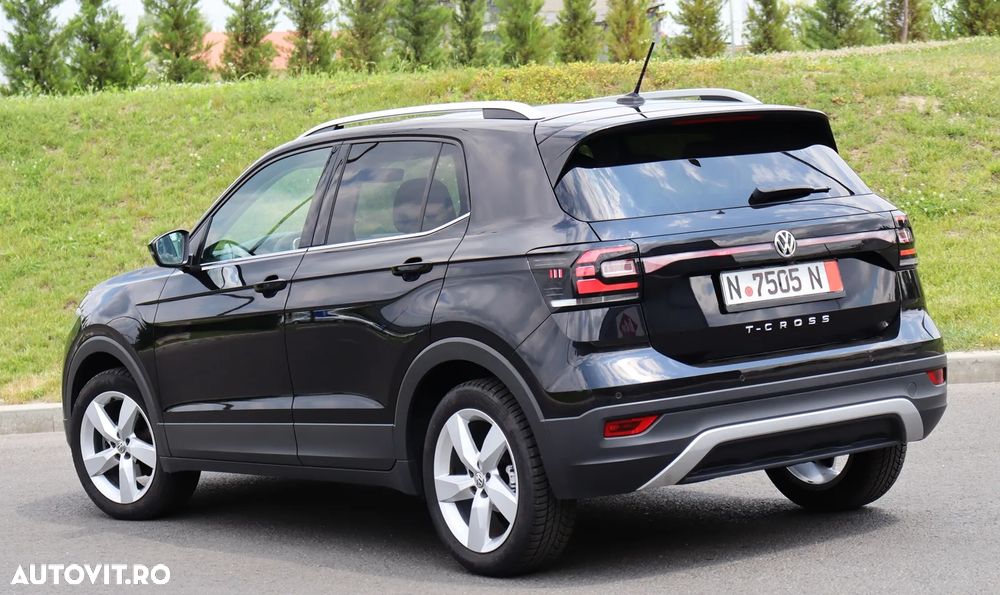 Volkswagen T-Cross - 8