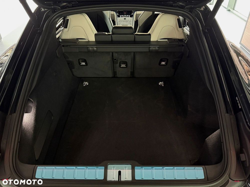 Porsche Panamera - 25