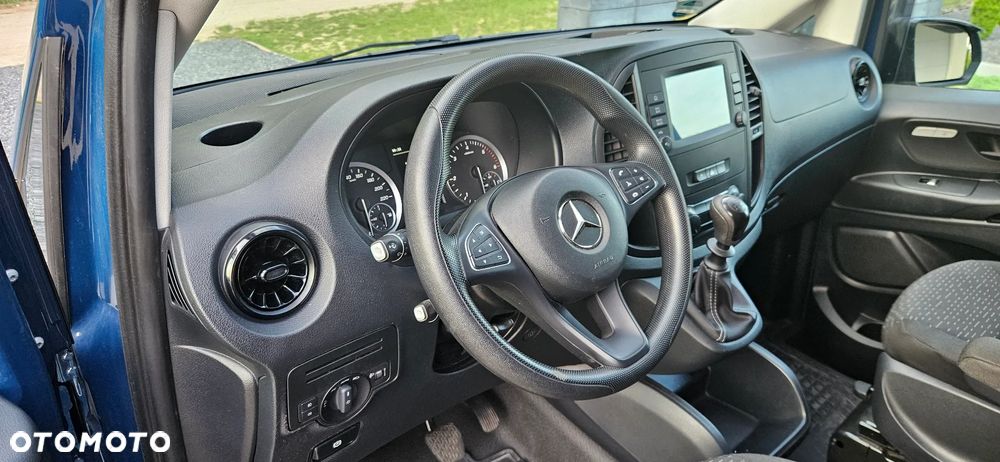 Mercedes-Benz Vito - 20