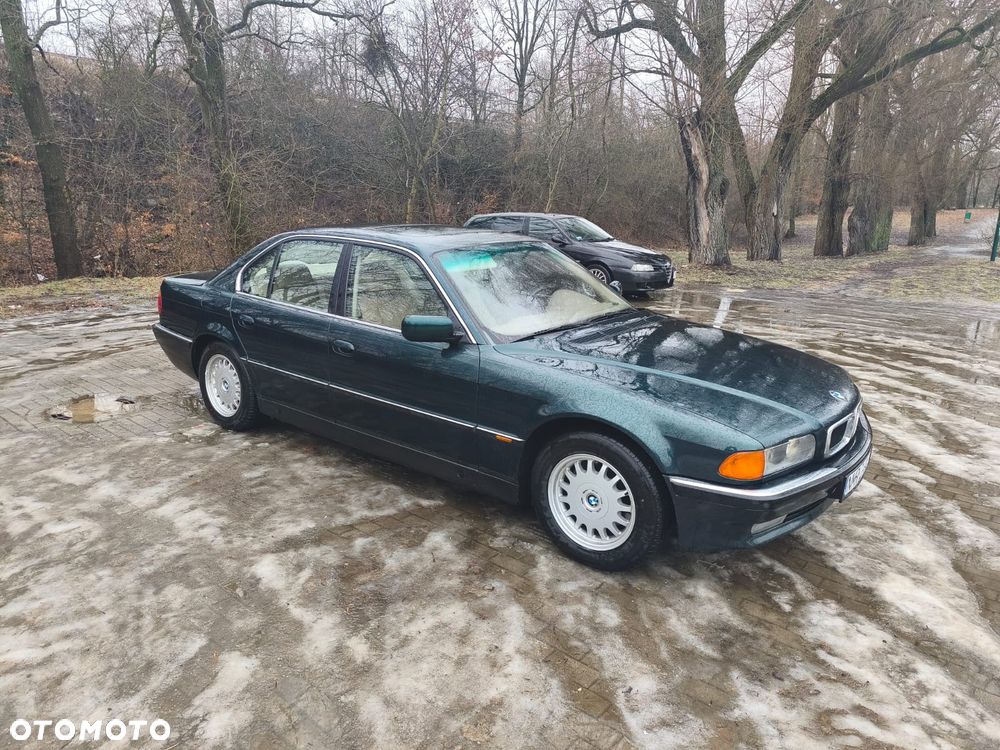 BMW Seria 7 - 1