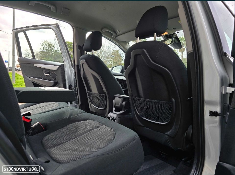 BMW 216 Gran Tourer i Line Luxury - 6