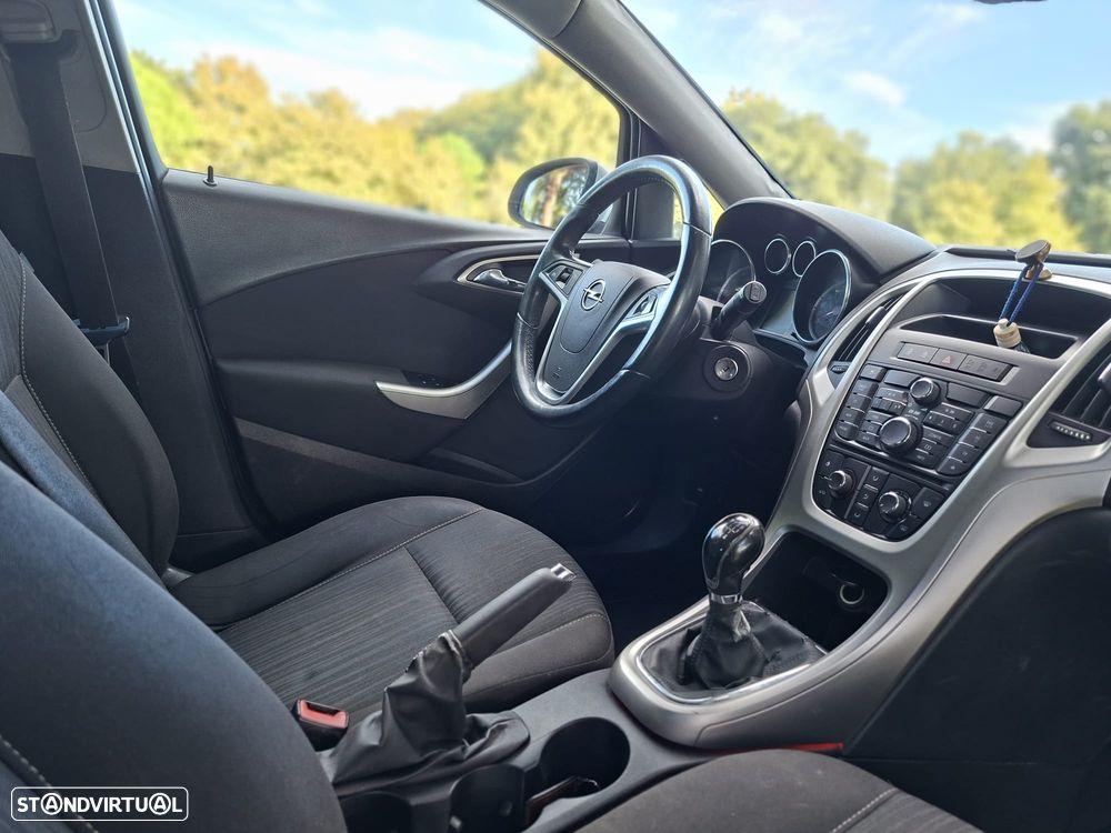 Opel Astra 1.4 Enjoy - 43
