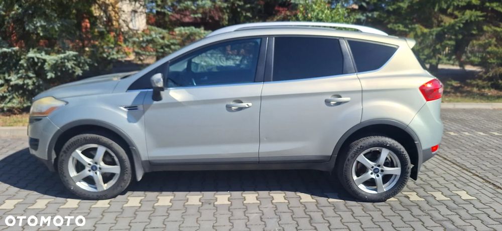 Ford Kuga 2.0 TDCi Titanium - 22