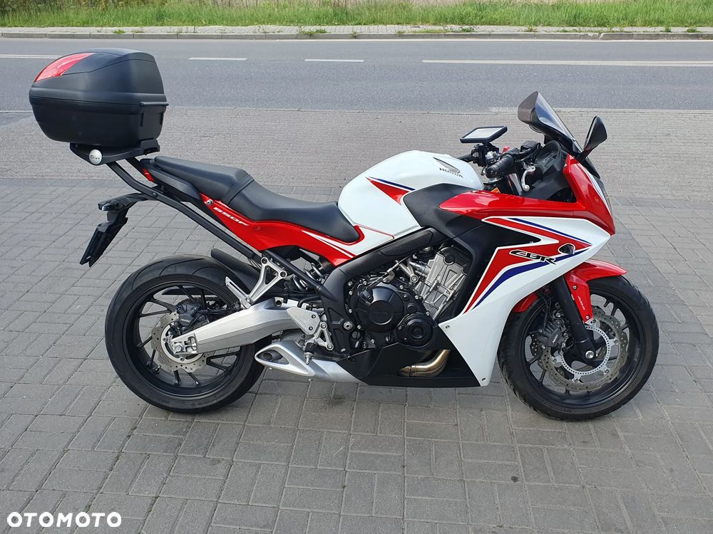 Honda CBR - 13
