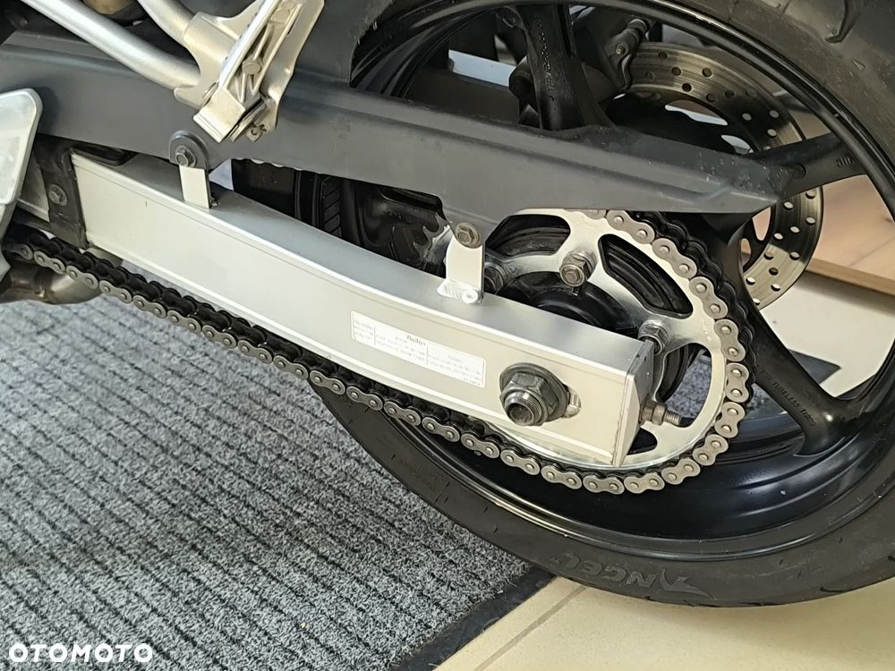 Yamaha FZ6 - 7