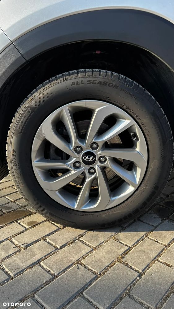 Hyundai Tucson 1.6 GDI BlueDrive Comfort 2WD - 12