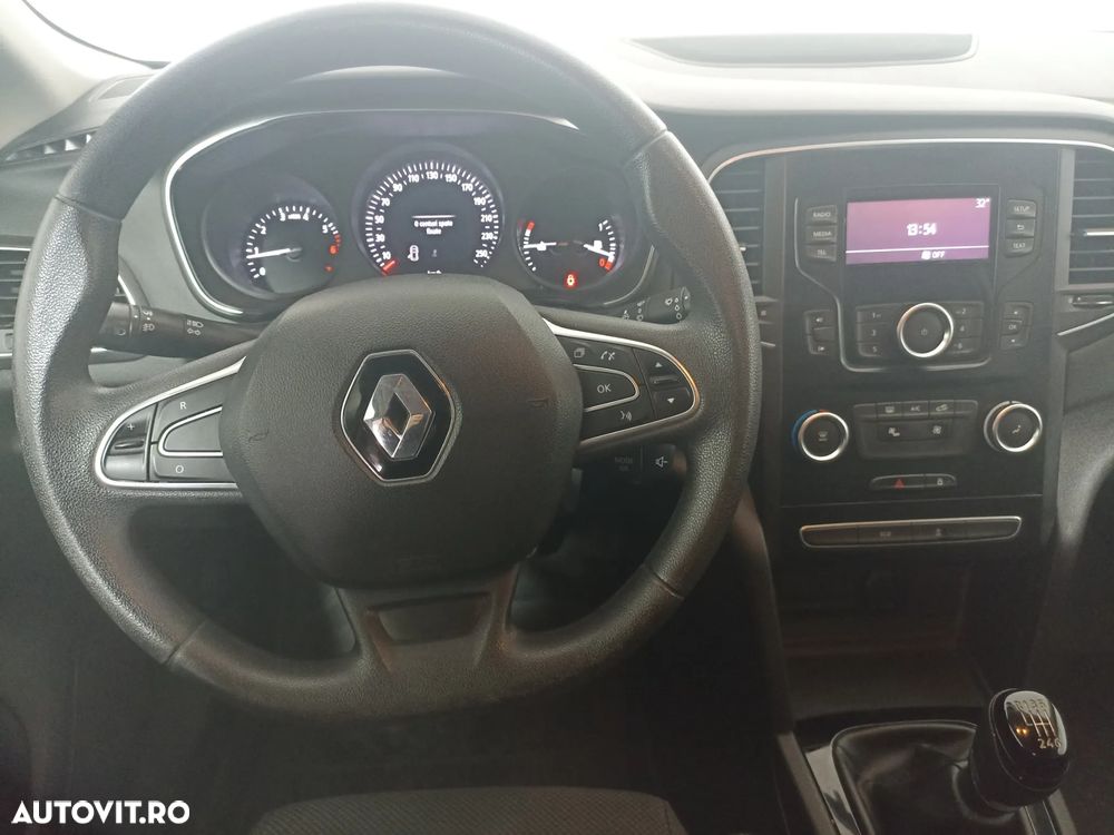 RENAULT Megane 2018 — imagine 11