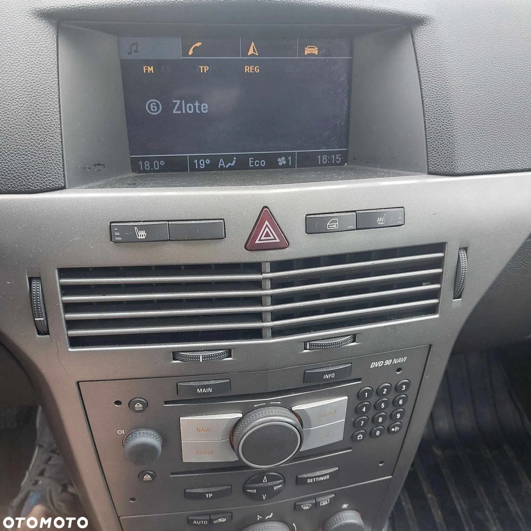 Opel Astra III 1.9 CDTI Cosmo - 10