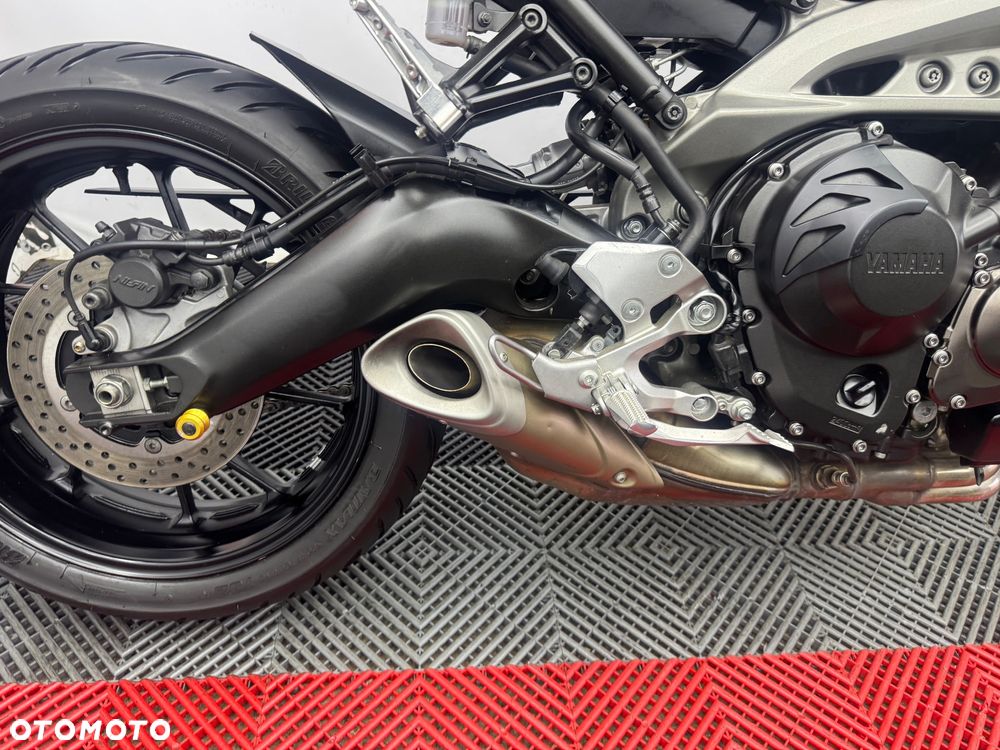 Yamaha MT - 30