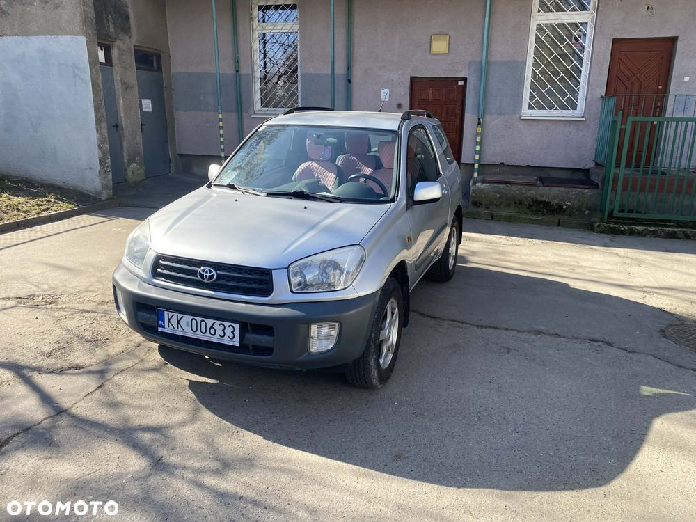 Toyota RAV4 1.8 VVT-i Luna 2WD - 3
