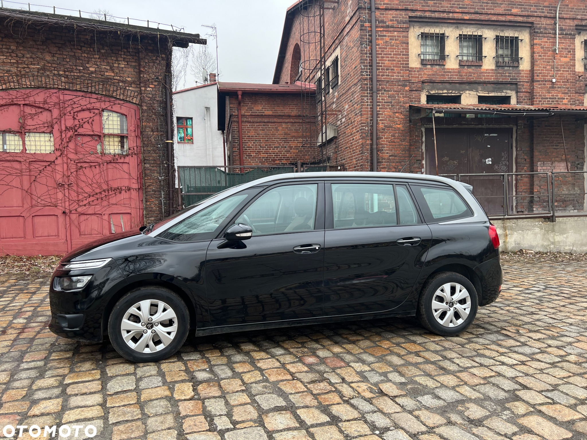Citroën C4 Grand Picasso - 11