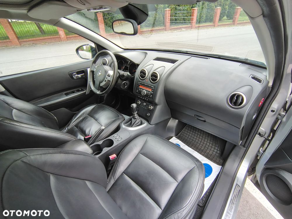 Nissan Qashqai 2.0 tekna - 8