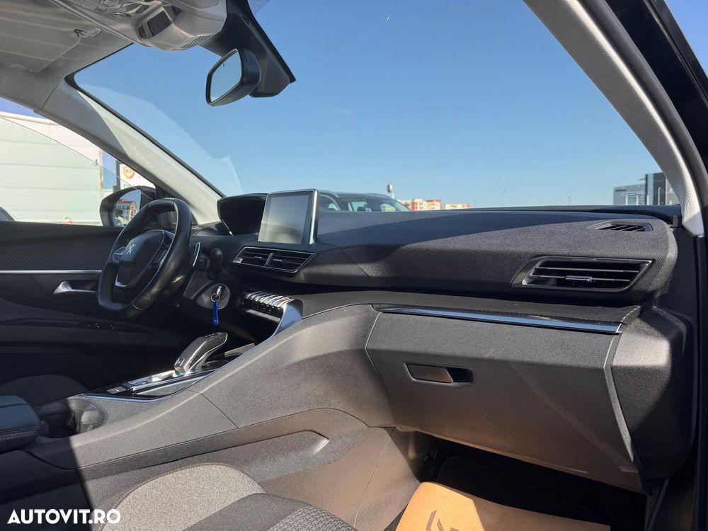 Peugeot 5008 1.2 Puretech Allure Aut. - 10