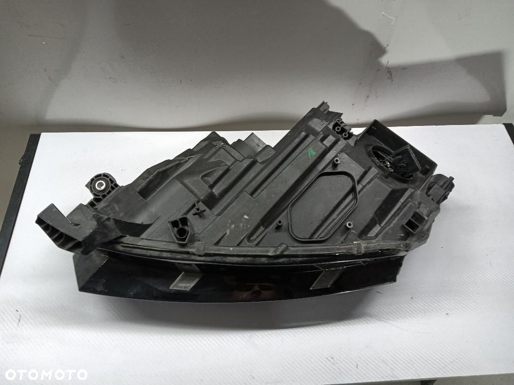 LAMPA PRZÓD PRZEDNIA PRAWA SKODA OCTAVIA IV 5E4941016B - 7