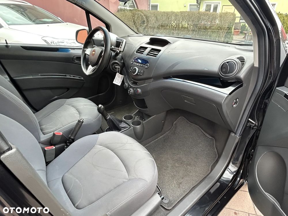 Chevrolet Spark 1.0 LS - 10