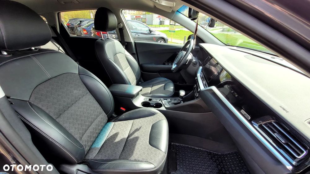 Kia Niro 1.6 GDI Hybrid Business Line - 14