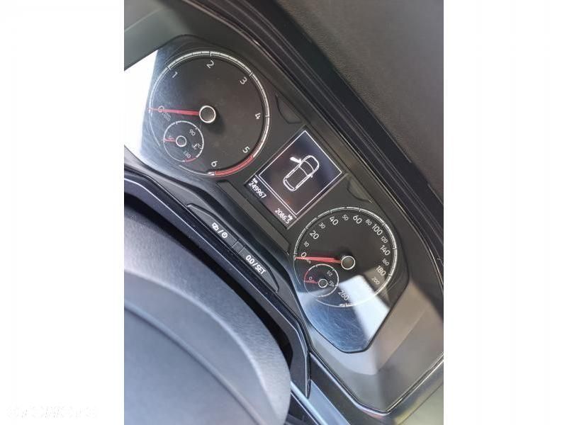 Volkswagen Polo - 11