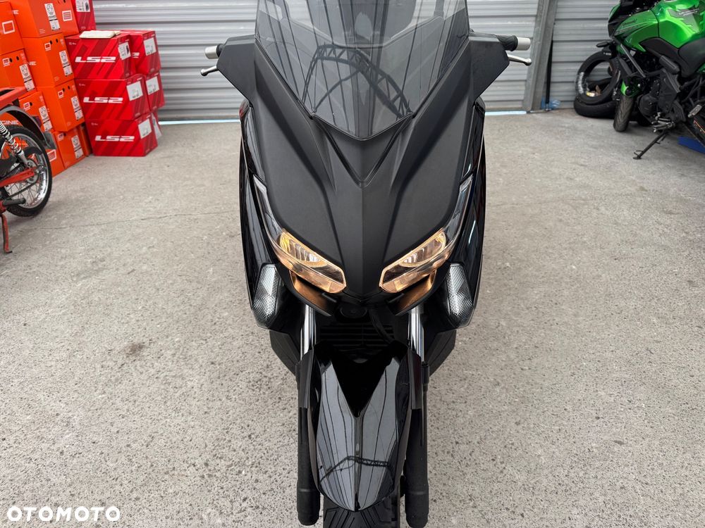 Yamaha X-max - 19
