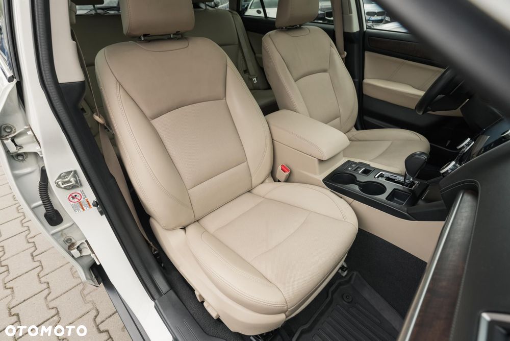 Subaru Outback - 15