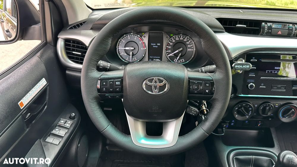Toyota Hilux 2.4D 150CP 4x4 Double Cab 6MT Style - 20
