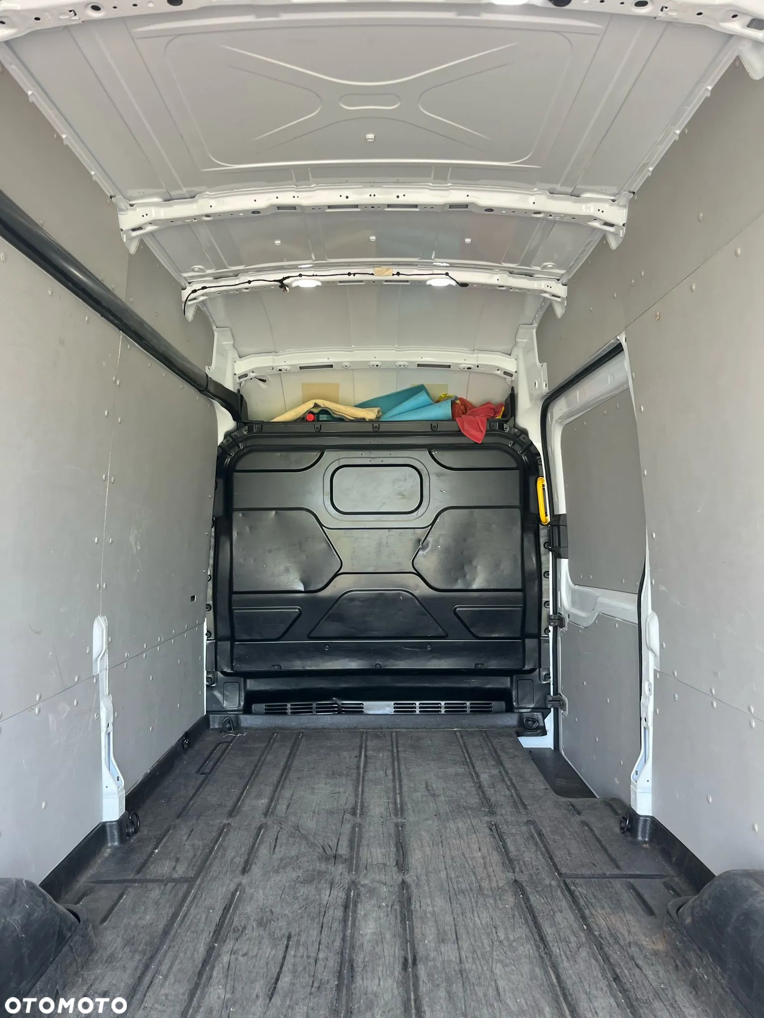 Ford Transit - 17