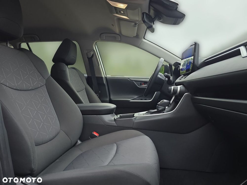 Toyota RAV4 - 12
