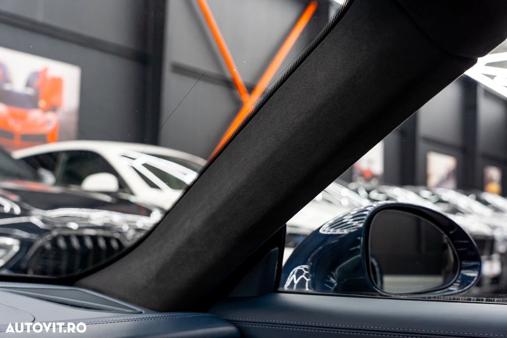 Porsche 911-TURBO-S 3.8 - 36