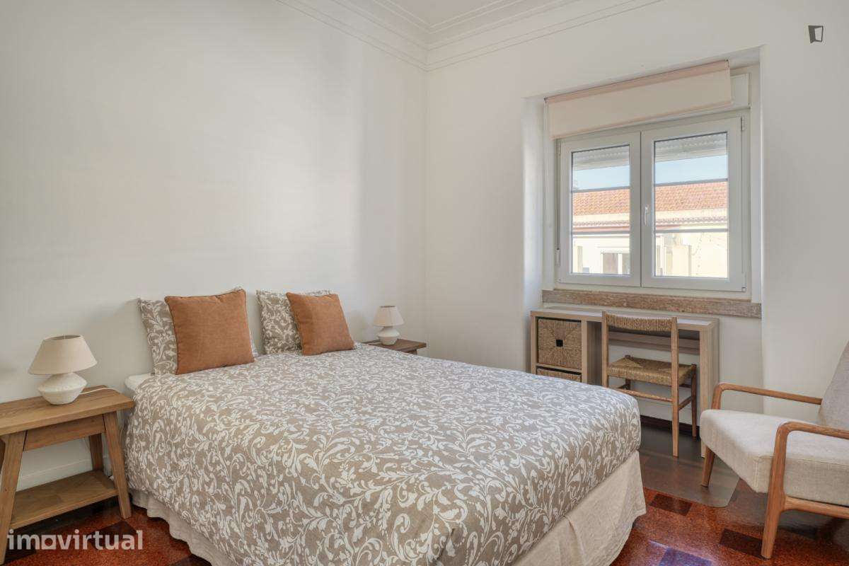 Quarto - localizado em Alameda Lisbon