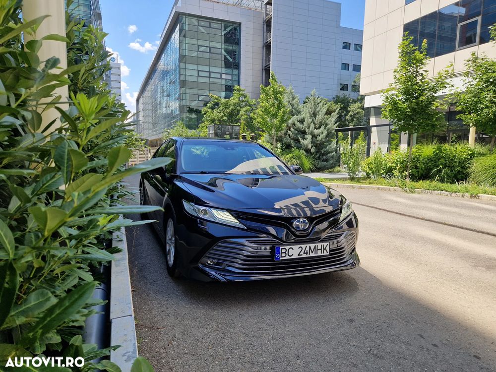 Toyota Camry 2.5 Exclusive - 9