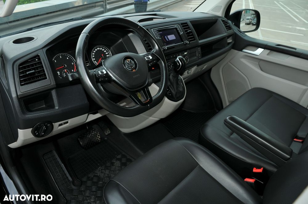 Volkswagen Caravelle - 10