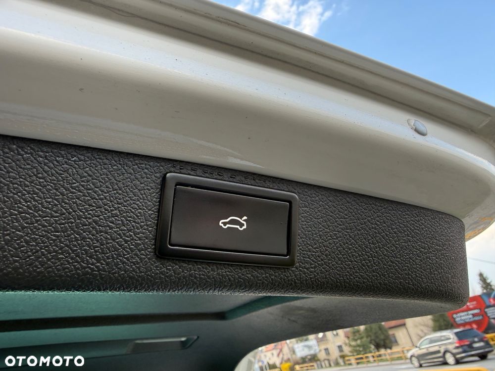 Skoda Superb 2.0 TSI DSG Exclusive - 14