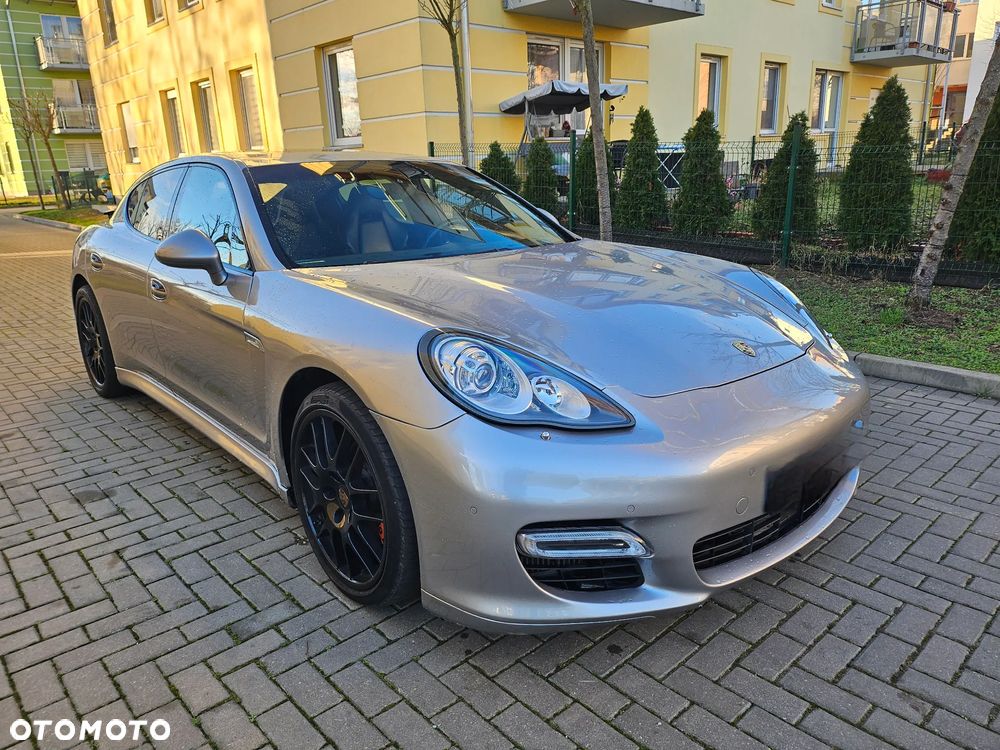 Porsche Panamera Turbo - 2