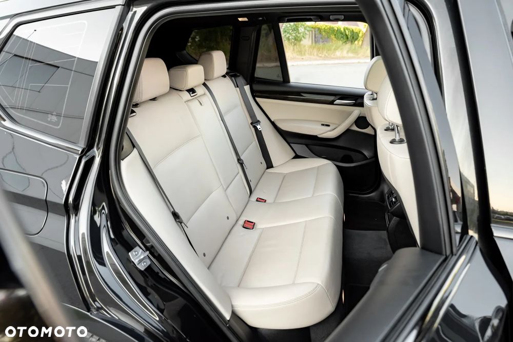 BMW X3 xDrive28i Sport-Aut M Sport - 30