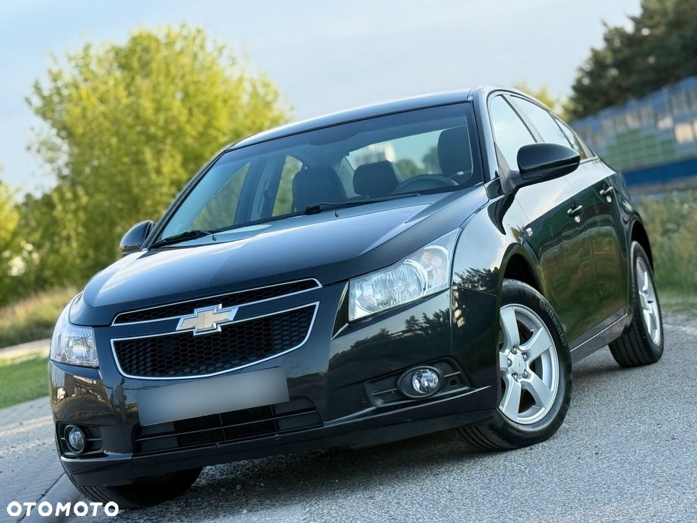 Chevrolet Cruze 1.8 LS MY11 - 1
